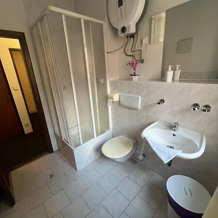 Baroko Konukevi Broumov